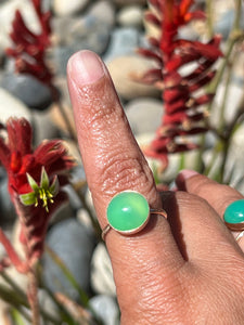 Green Round Chrysoprase Chalcedony Gold Ring